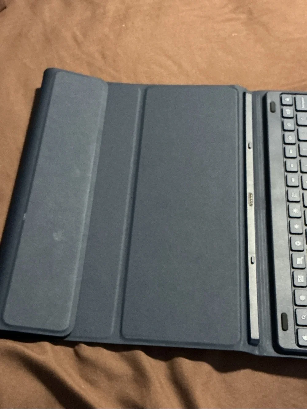 Tablet Keyboard Case - Dark‎ Blue Magnetic Folio android